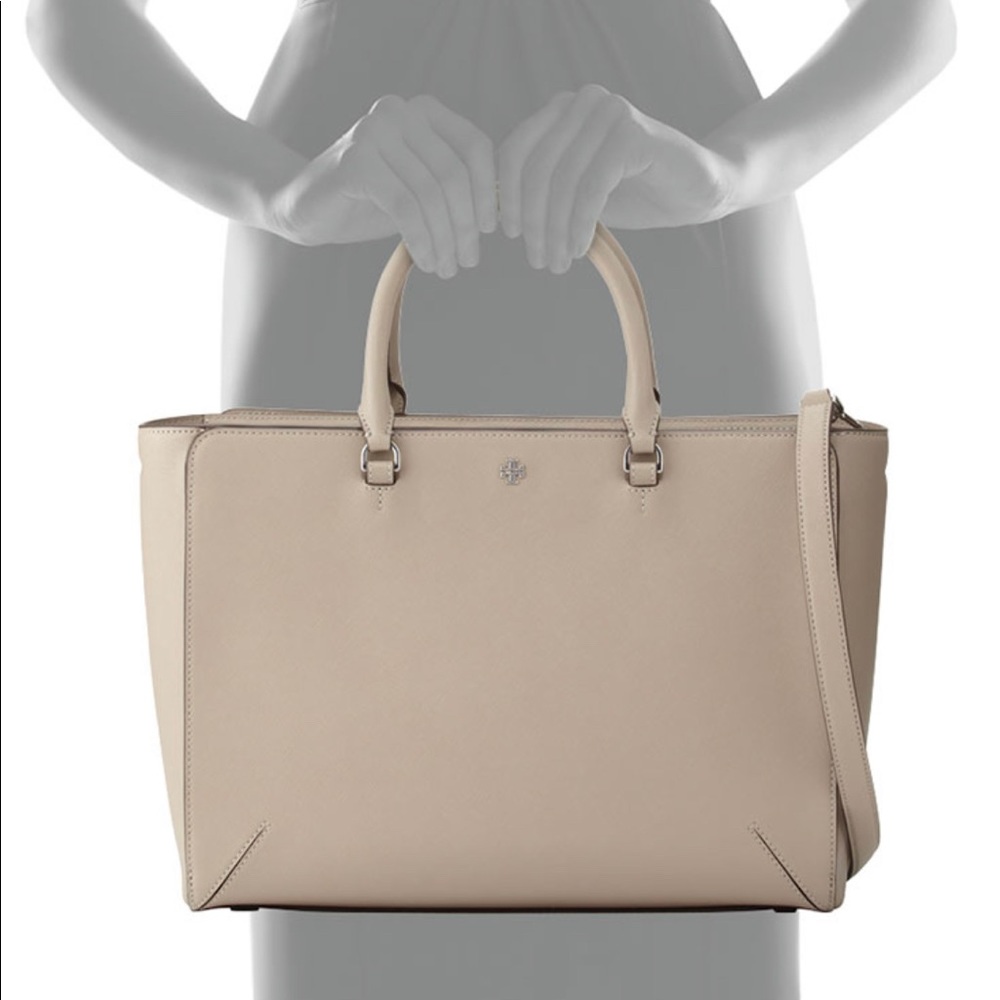 Tory Burch
Robinson Large Zip-Top Tote Bag - Picture 7 of 7